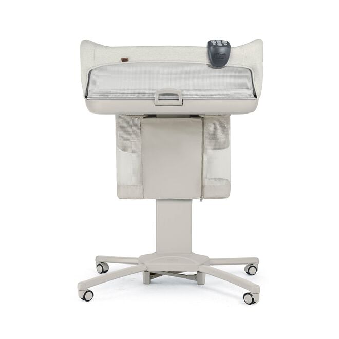 Chicco Close to You Bassinet in Oat Front Profile image number 1