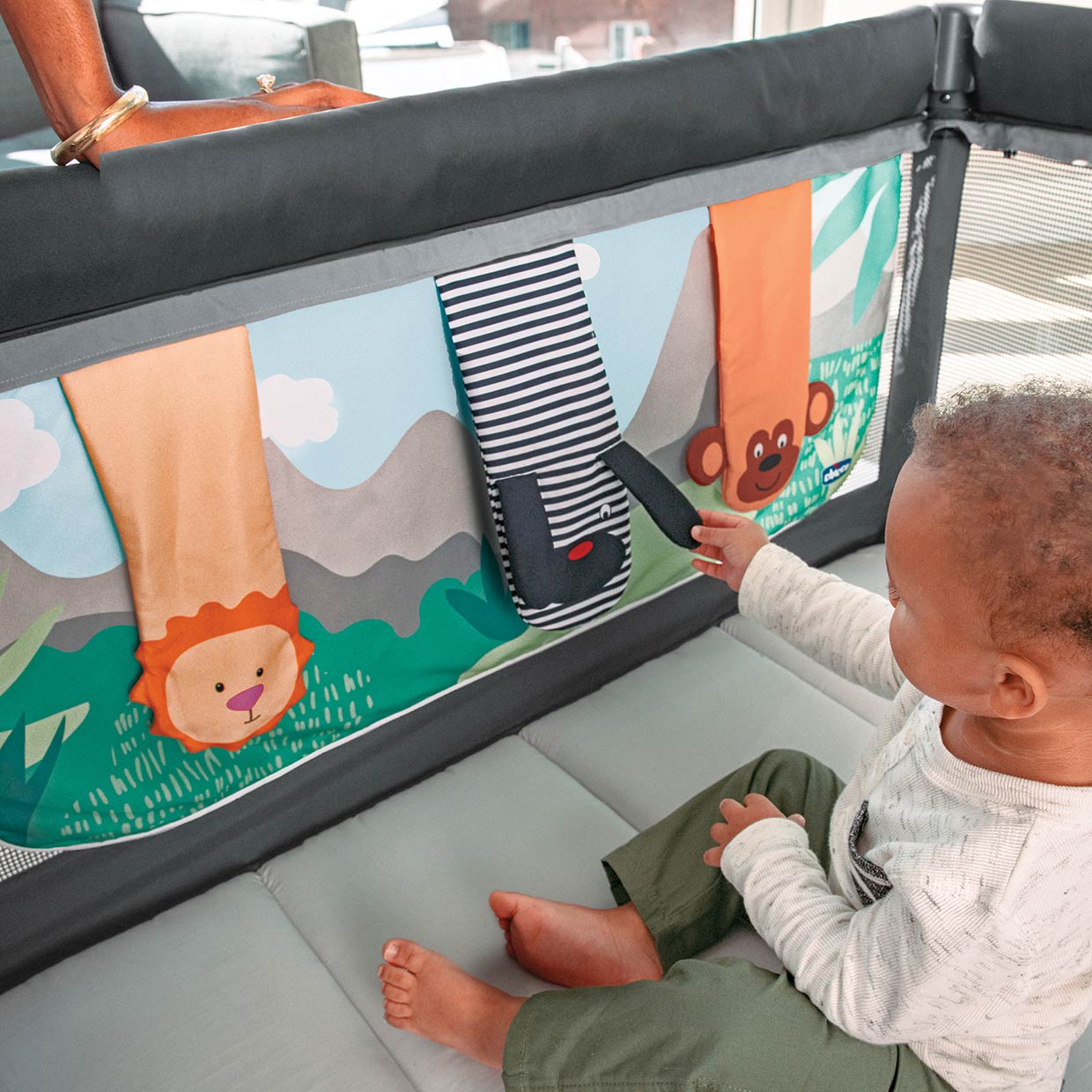 Dash Instant Setup Playard image